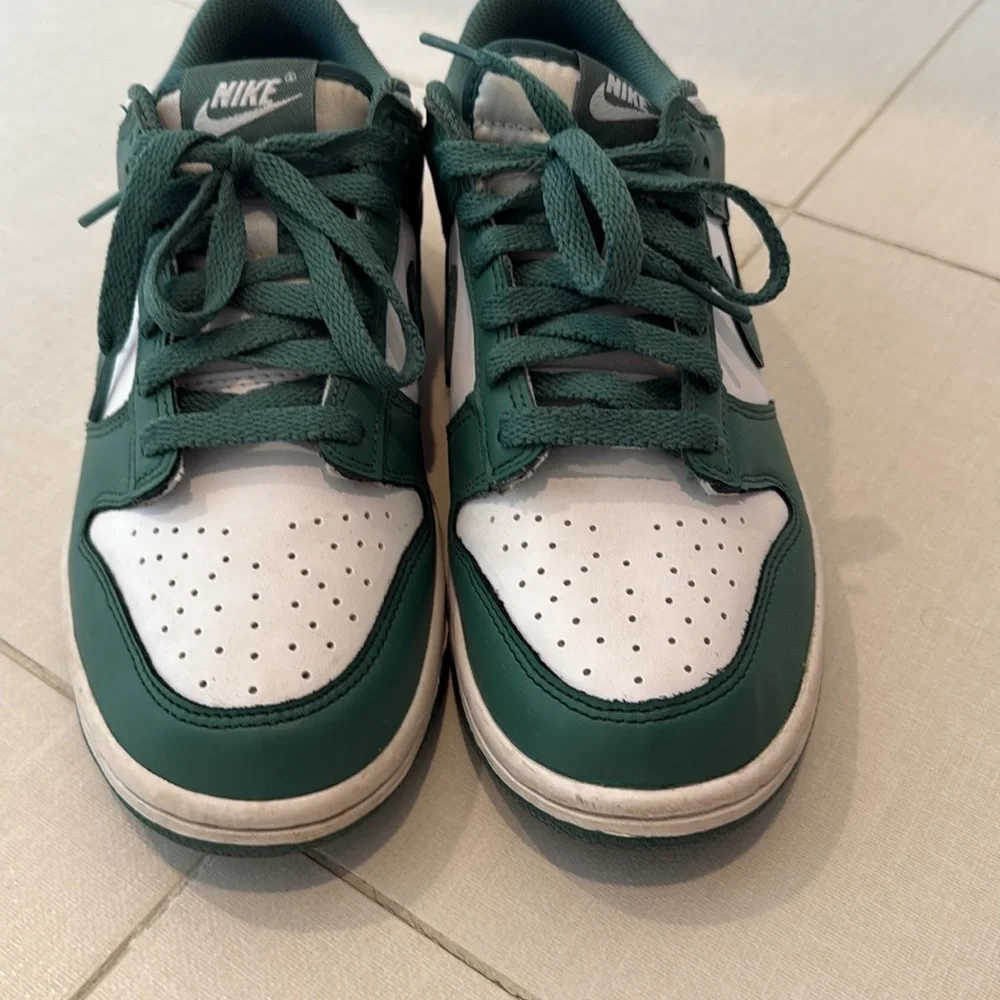 Nike Dunk Low Youth/Big Kids size 7 - Picture 8 of 13